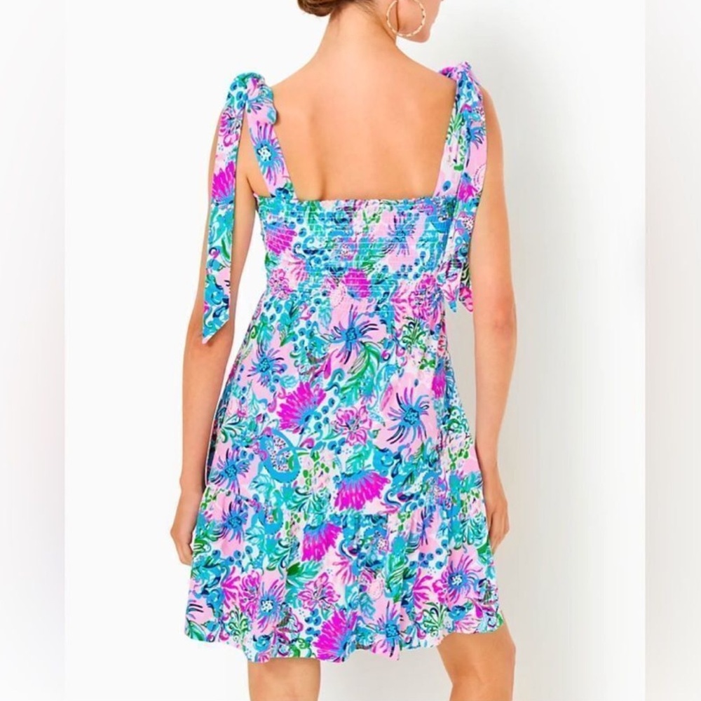 NWT Lilly Pulitzer Kailua Smocked Dress Paradise Petals - Picture 2 of 10
